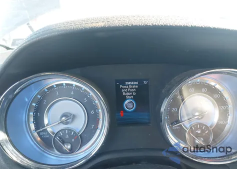 2013 Chrysler 300C из США, поврежденный, VIN 2C3CCAEG6DH620230